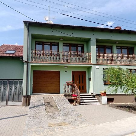 Apartamento U Hradeb Mikulov Exterior foto